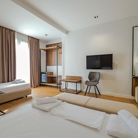 Hotel Central Wlora Zewnętrze zdjęcie